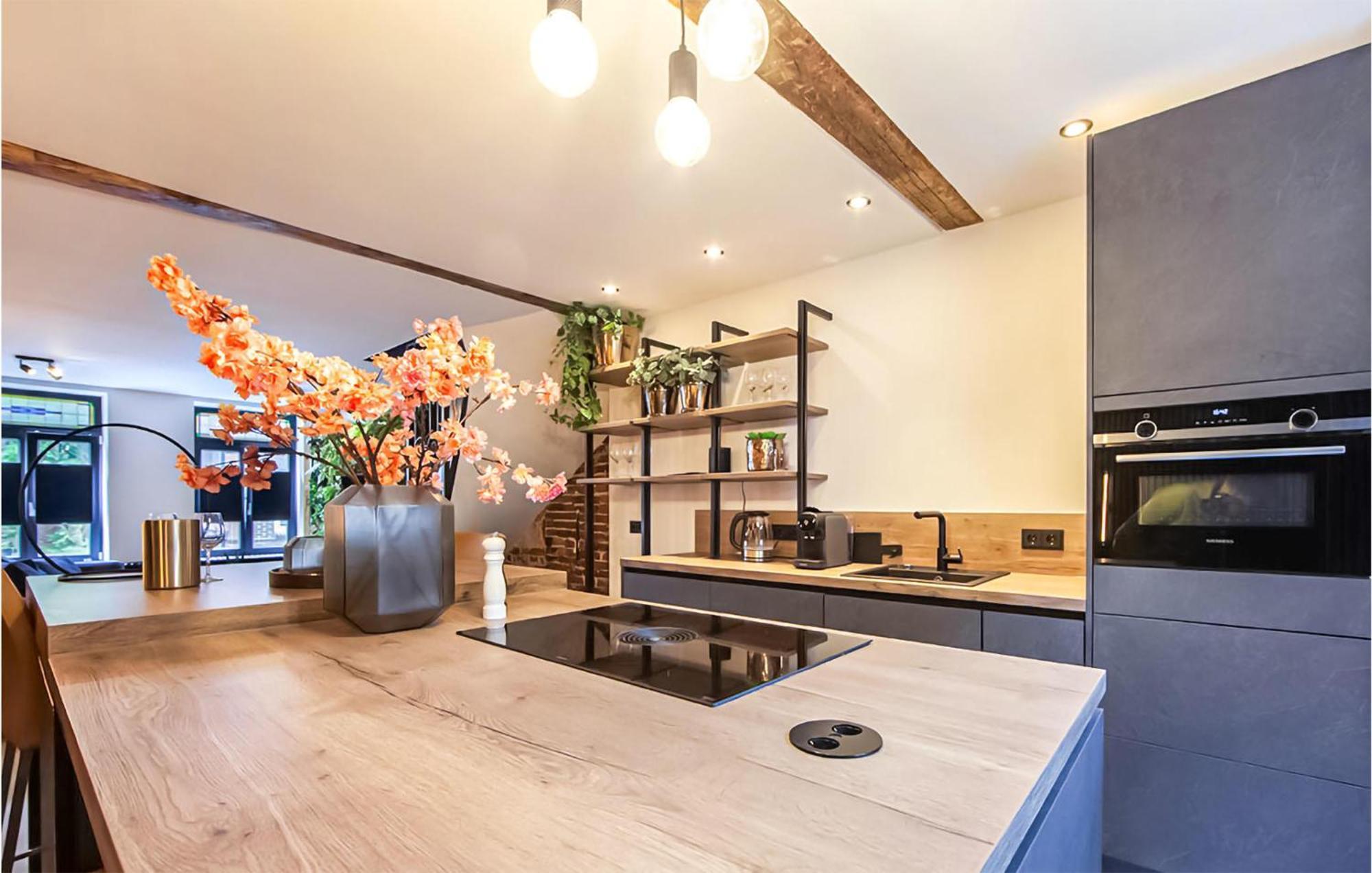 Gorgeous Home In Roermond With Kitchen Luaran gambar